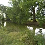 Le Platane Frühstückspension 3*