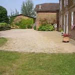 Le Platane Frühstückspension