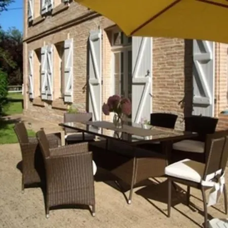 Couette-café Le Platane 3*