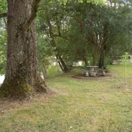 Le Platane 3* Lafrançaise