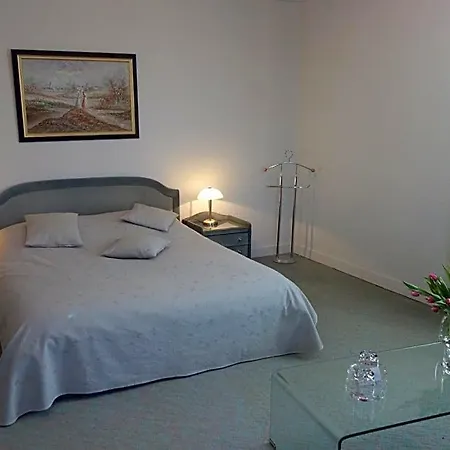 Bed and Breakfast Le Platane Lafrançaise