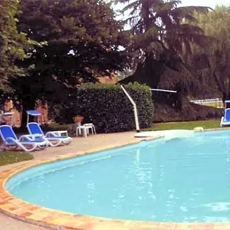 Le Platane Bed and Breakfast Lafrançaise