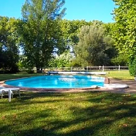 Le Platane فندق مبيت وإفطار 3*