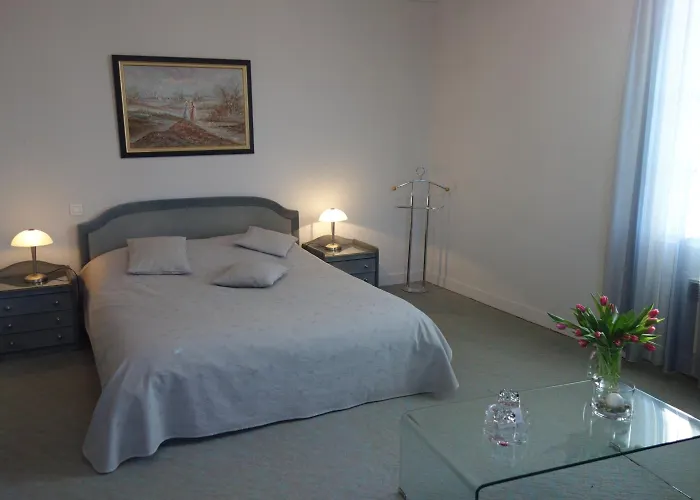 Le Platane Frühstückspension