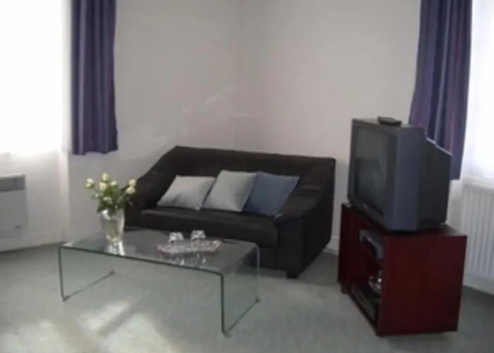 Le Platane Frühstückspension 3*